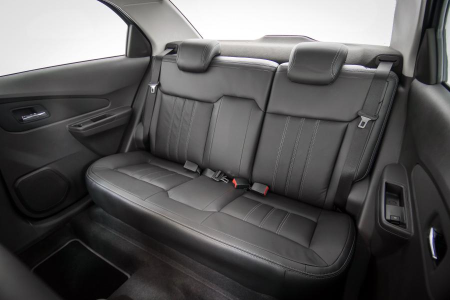  Chevrolet Cobalt Graphite 2015 года  (фото 5 из 7)